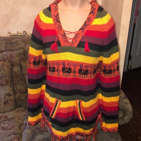 VINTAGE | Striped Llama Hooded Poncho with Fringe - Picture 2 of 6